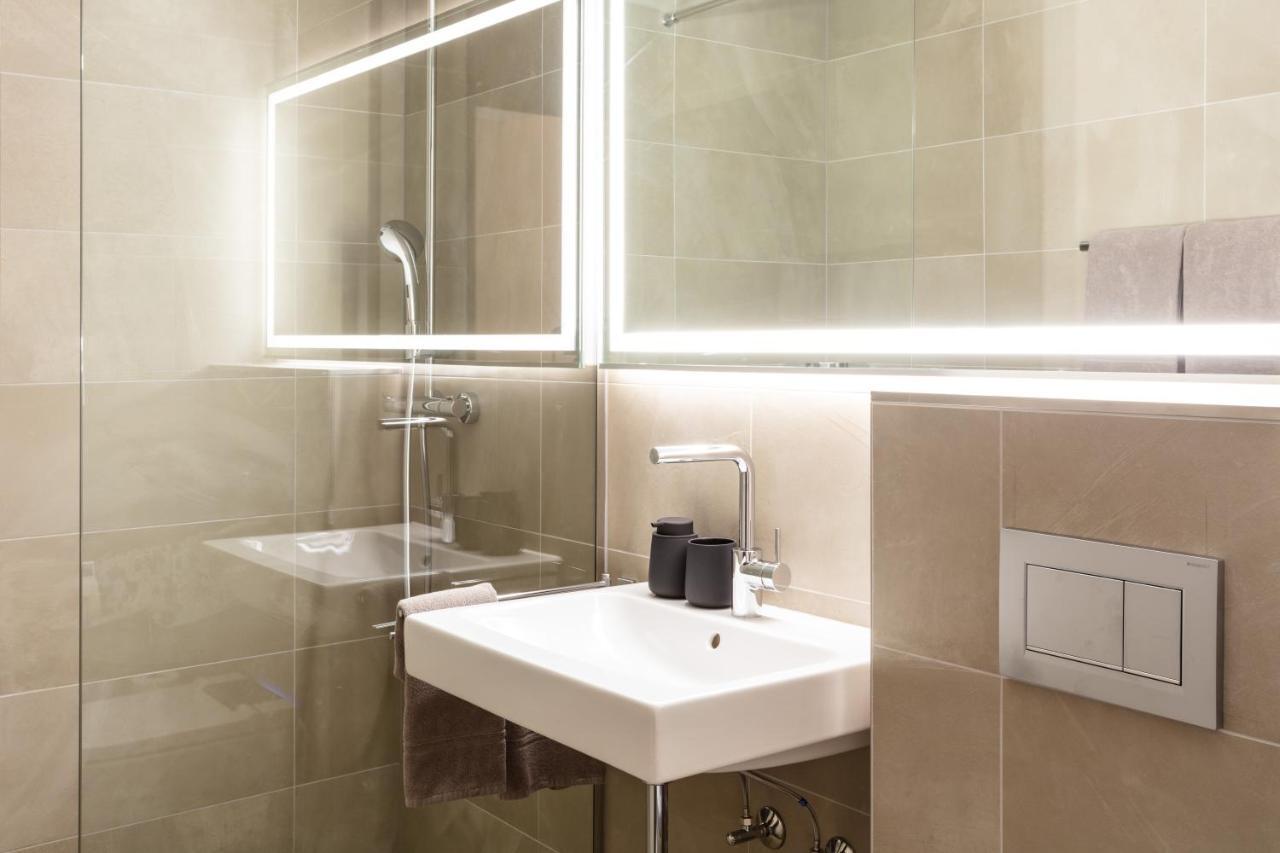 Hotel Lo! Im Kreuz Jona Rapperswil-Jona Екстериор снимка