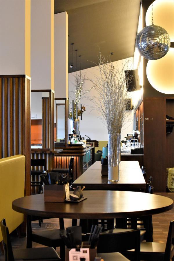 Hotel Lo! Im Kreuz Jona Rapperswil-Jona Екстериор снимка
